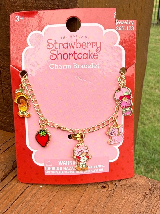 Strawberry Shortcake Jewelry - NWT Strawberry Shortcake Gold Charm Bracelet with Pink Enamel Charms